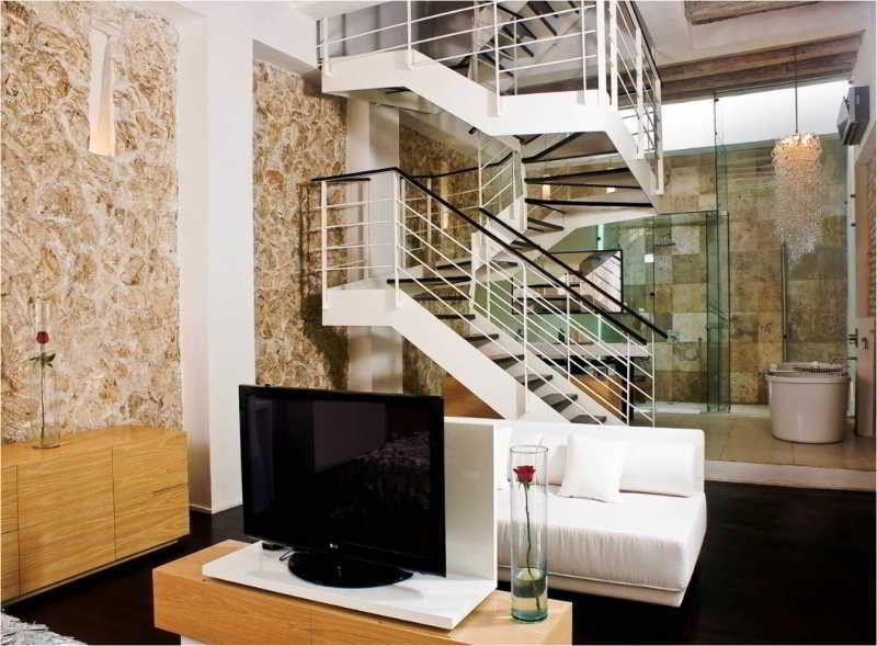 Mansion Hotel